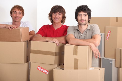 Local transport support for removals and deliveries in Streatham